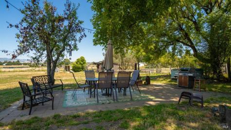 4898 Bodega Avenue Petaluma CA 94952