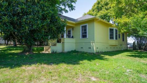 4898 Bodega Avenue Petaluma CA 94952