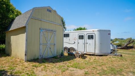 4898 Bodega Avenue Petaluma CA 94952