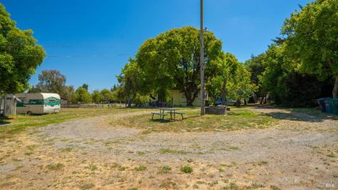 4898 Bodega Avenue Petaluma CA 94952