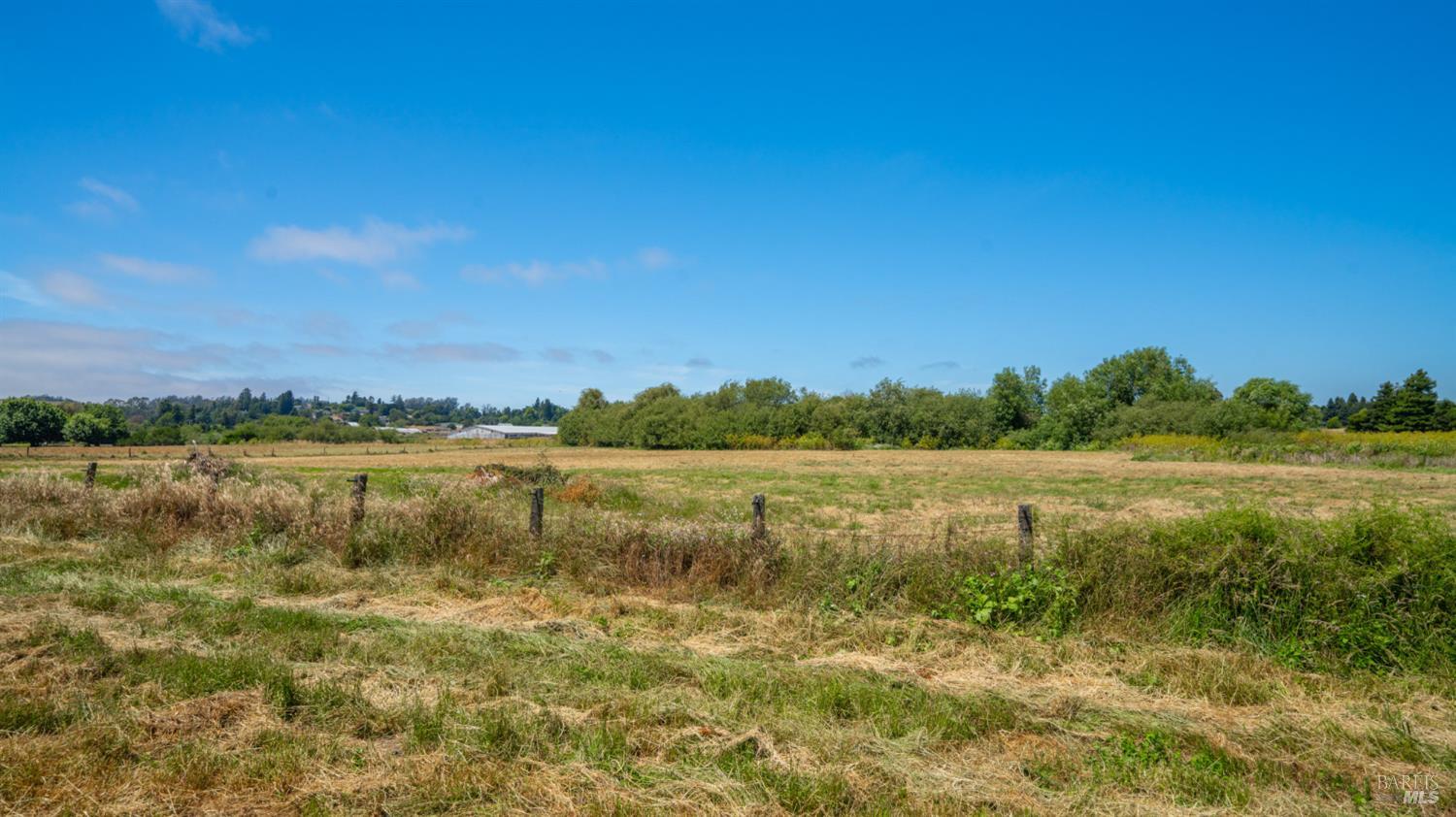 4898 Bodega Avenue Petaluma CA 94952