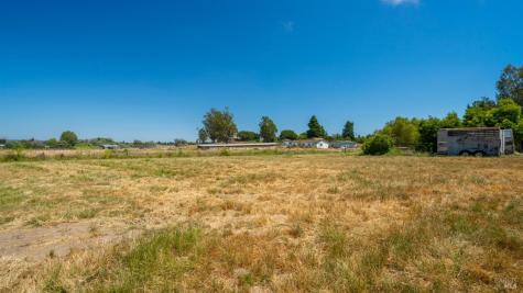 4898 Bodega Avenue Petaluma CA 94952