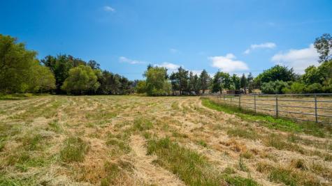 4898 Bodega Avenue Petaluma CA 94952