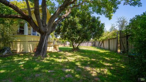 4898 Bodega Avenue Petaluma CA 94952