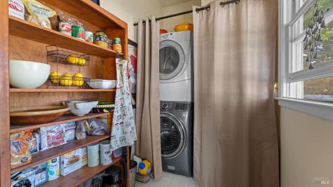 4898 Bodega Avenue Petaluma CA 94952