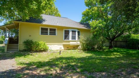 4898 Bodega Avenue Petaluma CA 94952
