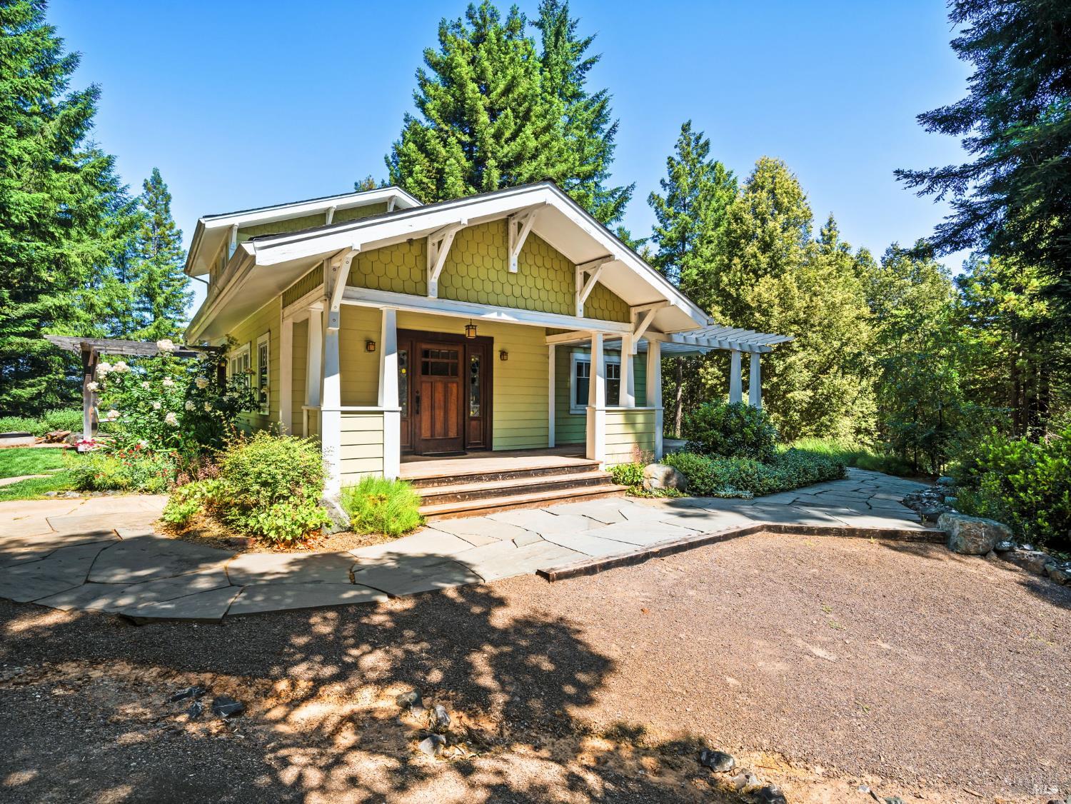 21900 Panorama Way Philo CA 95466