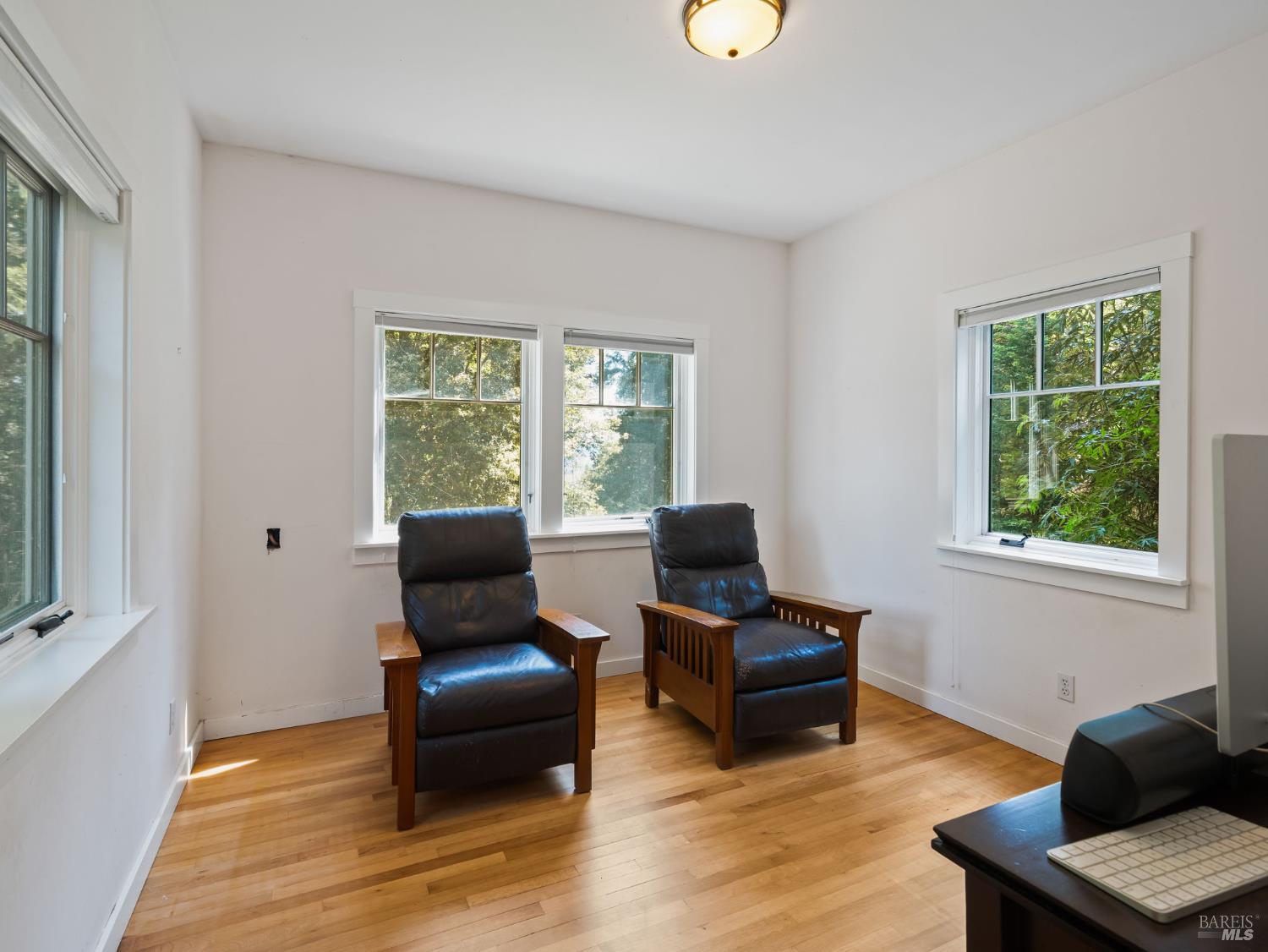 21900 Panorama Way Philo CA 95466