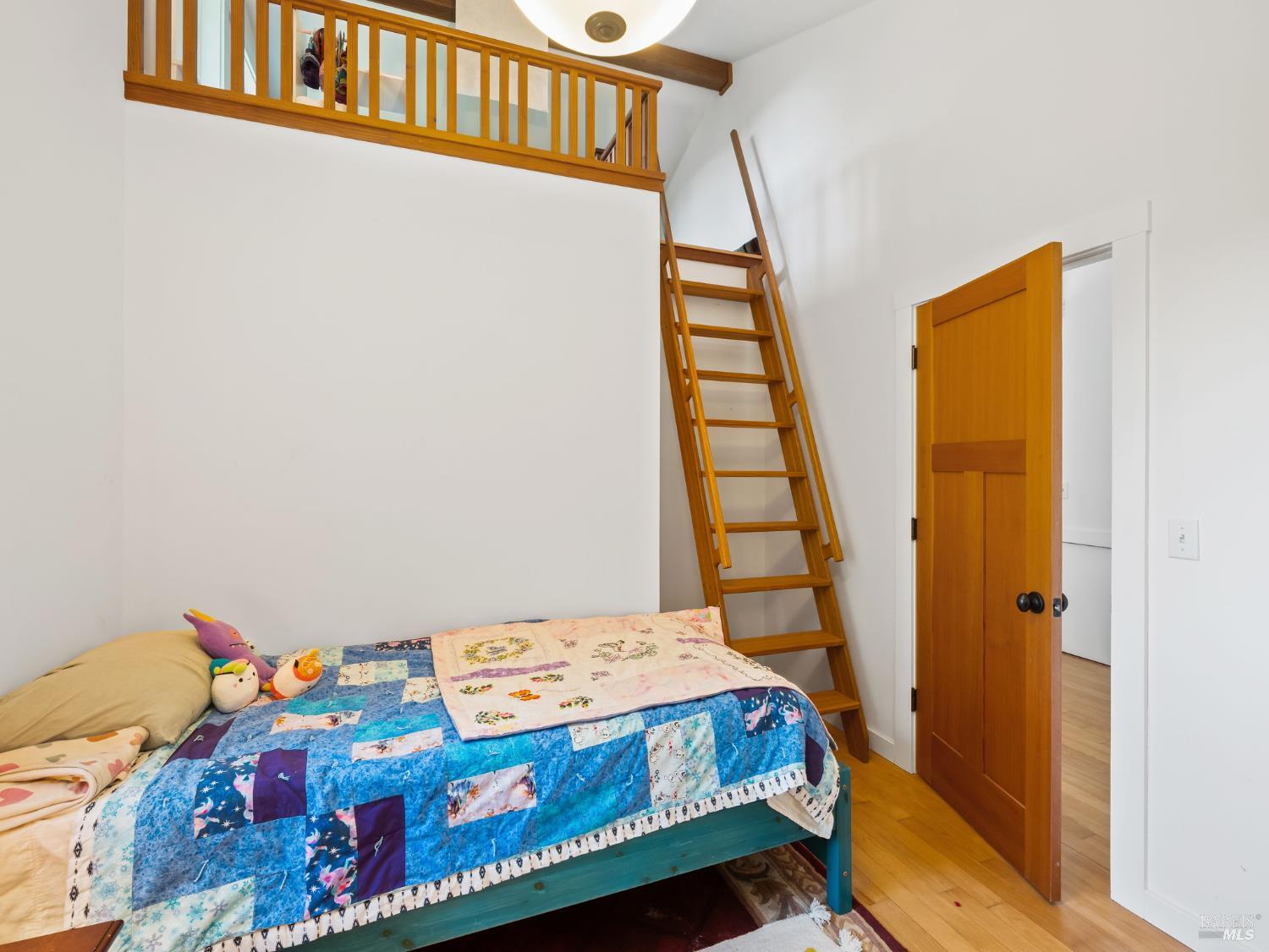 21900 Panorama Way Philo CA 95466