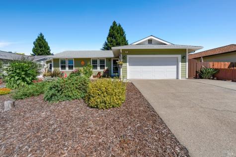950 Emily Avenue Rohnert Park CA 94928