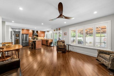 950 Emily Avenue Rohnert Park CA 94928
