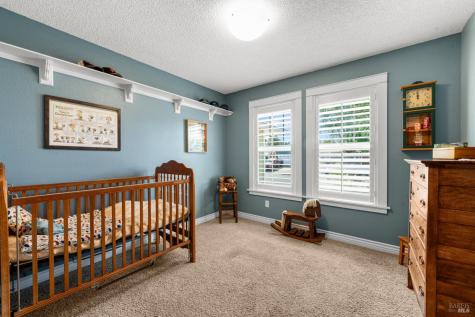 950 Emily Avenue Rohnert Park CA 94928