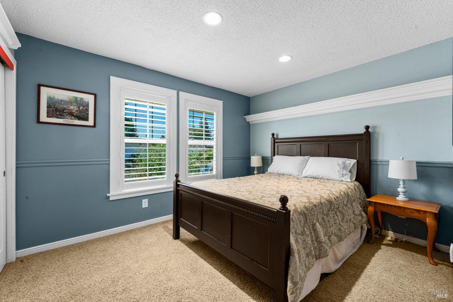 950 Emily Avenue Rohnert Park CA 94928