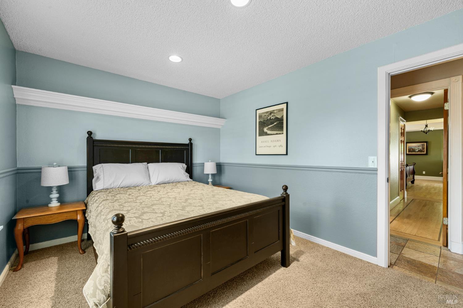 950 Emily Avenue Rohnert Park CA 94928