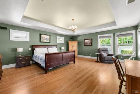 950 Emily Avenue Rohnert Park CA 94928