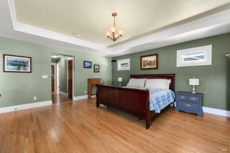 950 Emily Avenue Rohnert Park CA 94928