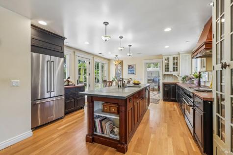 4190 Hessel Road Sebastopol CA 95472