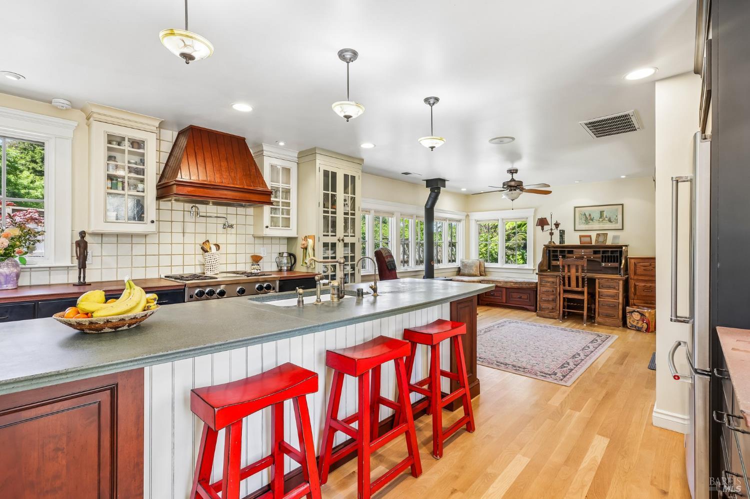 4190 Hessel Road Sebastopol CA 95472