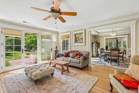 4190 Hessel Road Sebastopol CA 95472