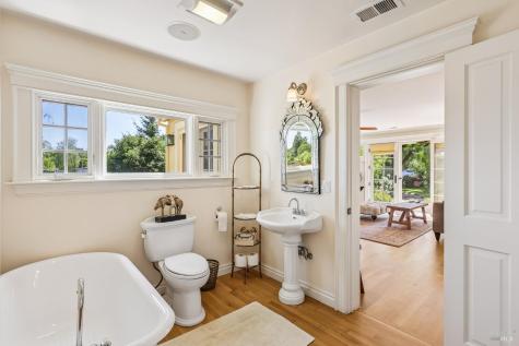 4190 Hessel Road Sebastopol CA 95472