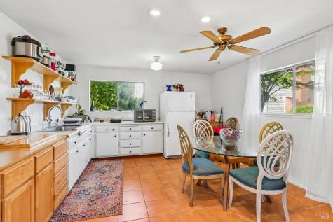 4190 Hessel Road Sebastopol CA 95472