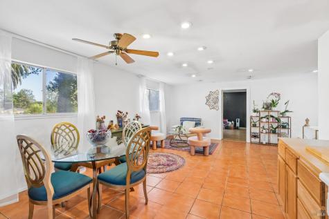 4190 Hessel Road Sebastopol CA 95472