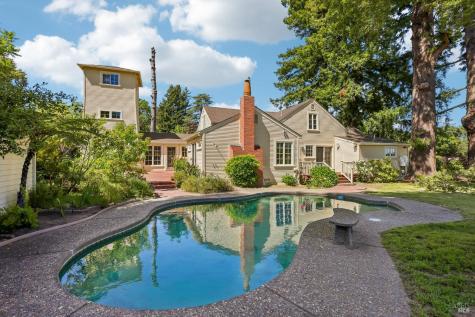 4190 Hessel Road Sebastopol CA 95472