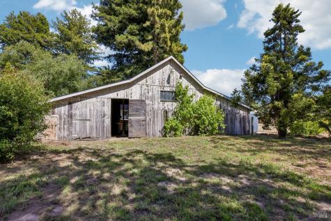 4190 Hessel Road Sebastopol CA 95472