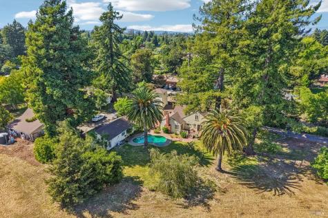 4190 Hessel Road Sebastopol CA 95472