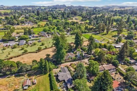 4190 Hessel Road Sebastopol CA 95472