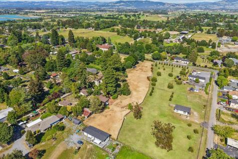 4190 Hessel Road Sebastopol CA 95472