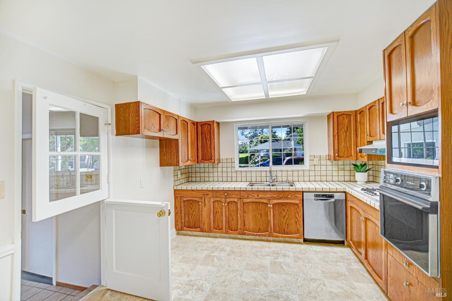 2324 Roberto Street Napa CA 94558