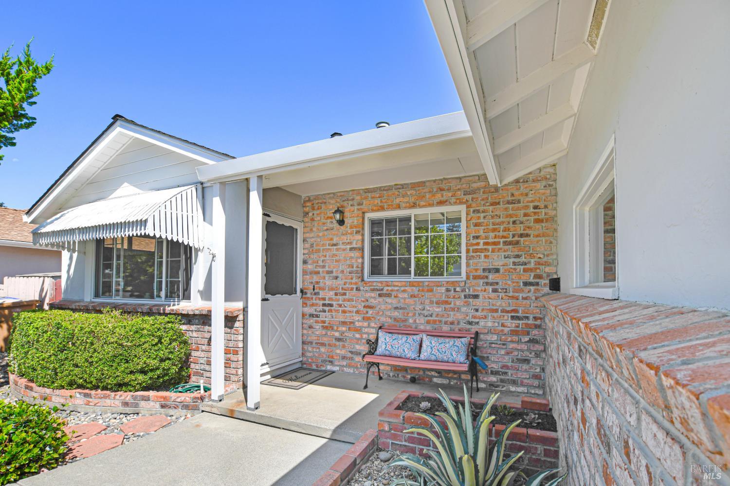 2324 Roberto Street Napa CA 94558