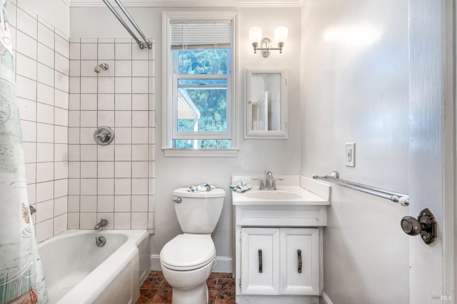 41 Meadow Avenue San Rafael CA 94901