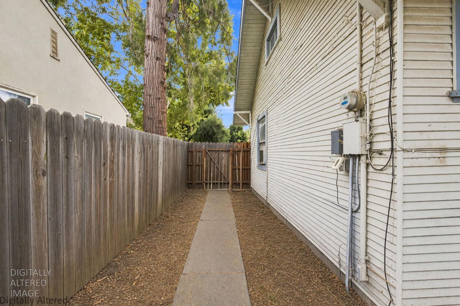 105 North Street Woodland CA 95695