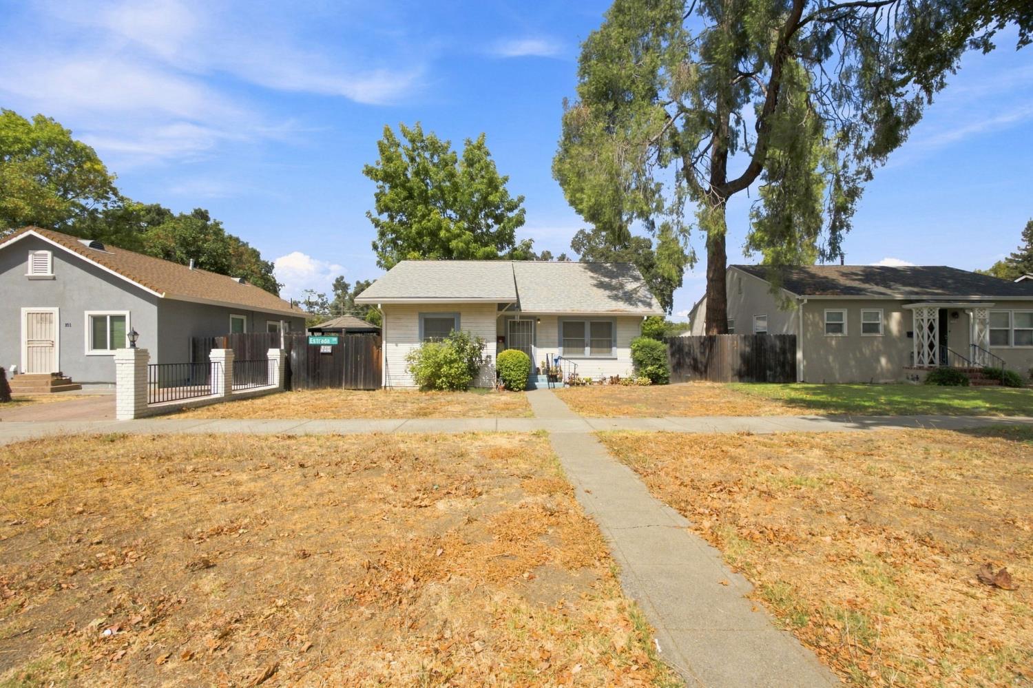 105 North Street Woodland CA 95695