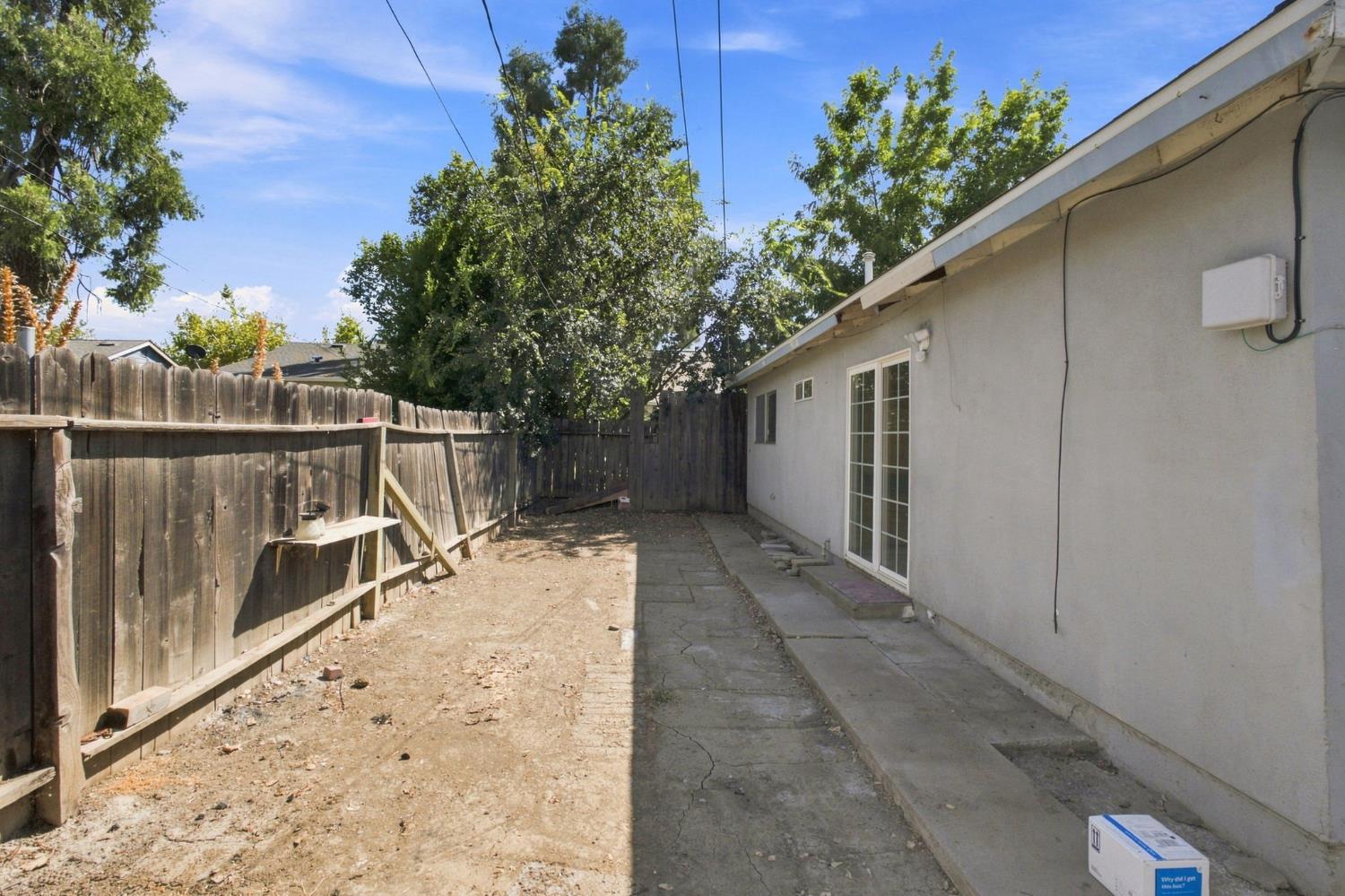 105 North Street Woodland CA 95695