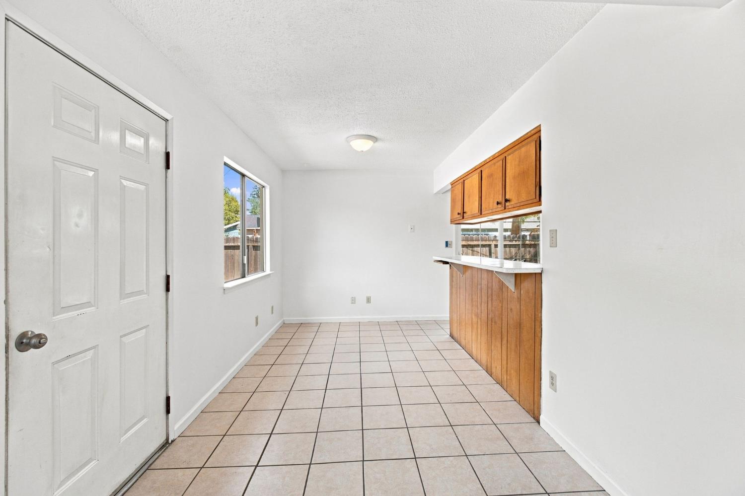 105 North Street Woodland CA 95695