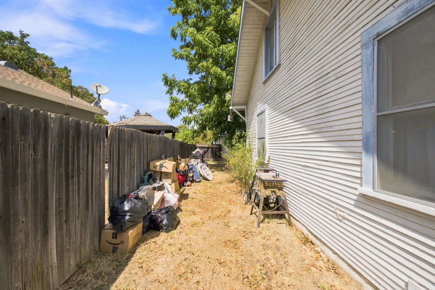 105 North Street Woodland CA 95695