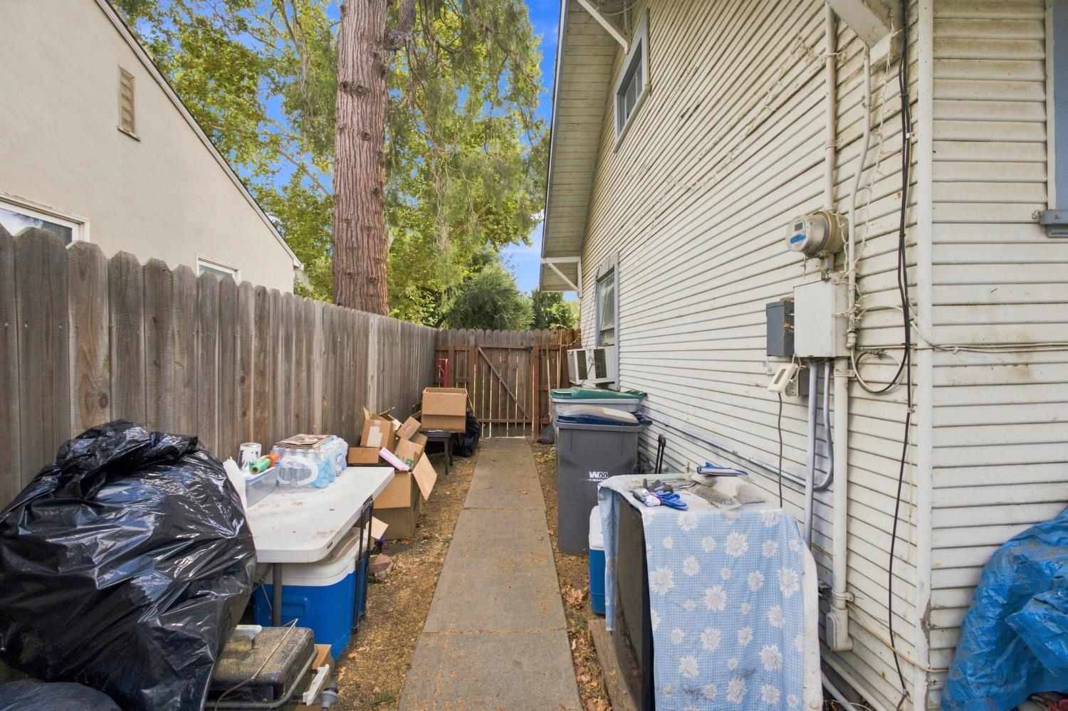 105 North Street Woodland CA 95695