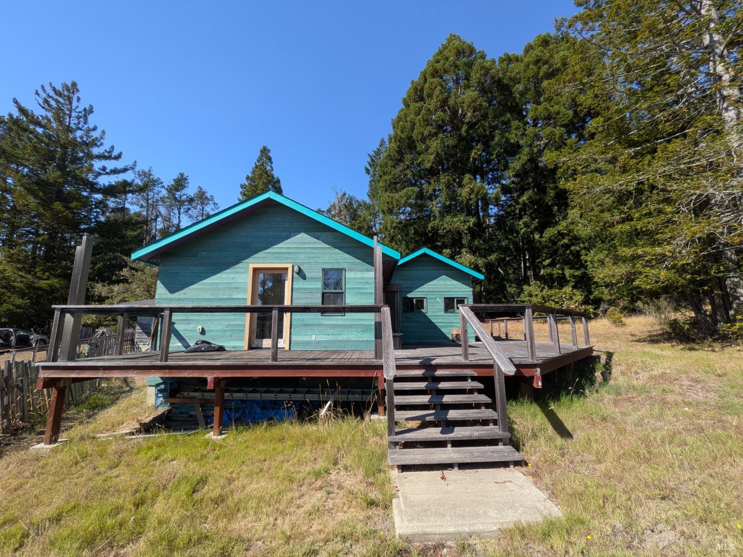 Gualala CA, 45942 Zettler Road