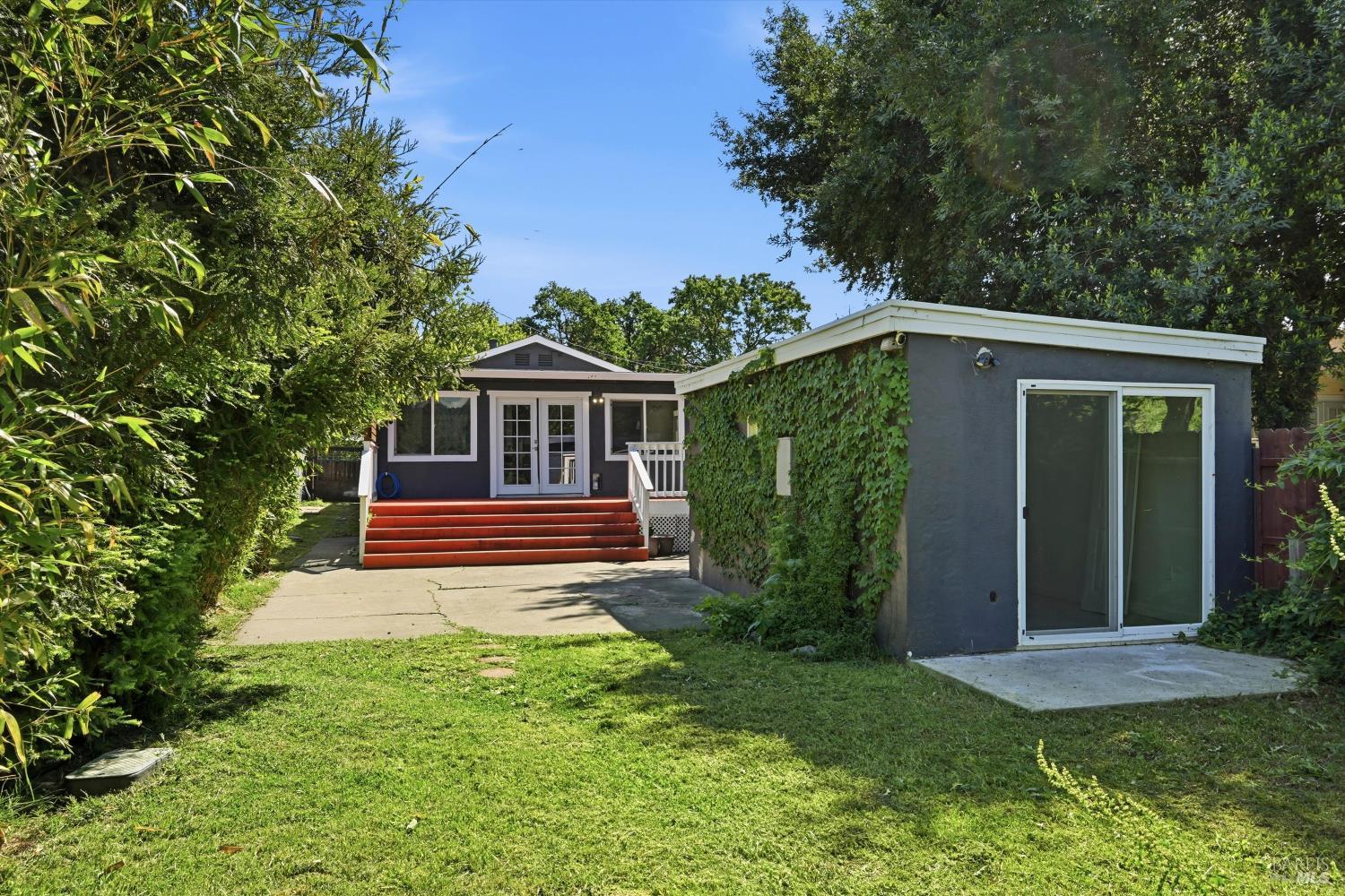 6025 Front Street Clearlake CA 95422