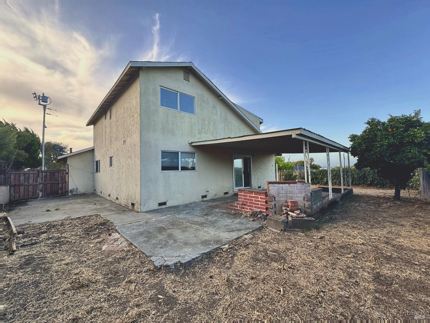 153 Dartmouth Avenue Vallejo CA 94589