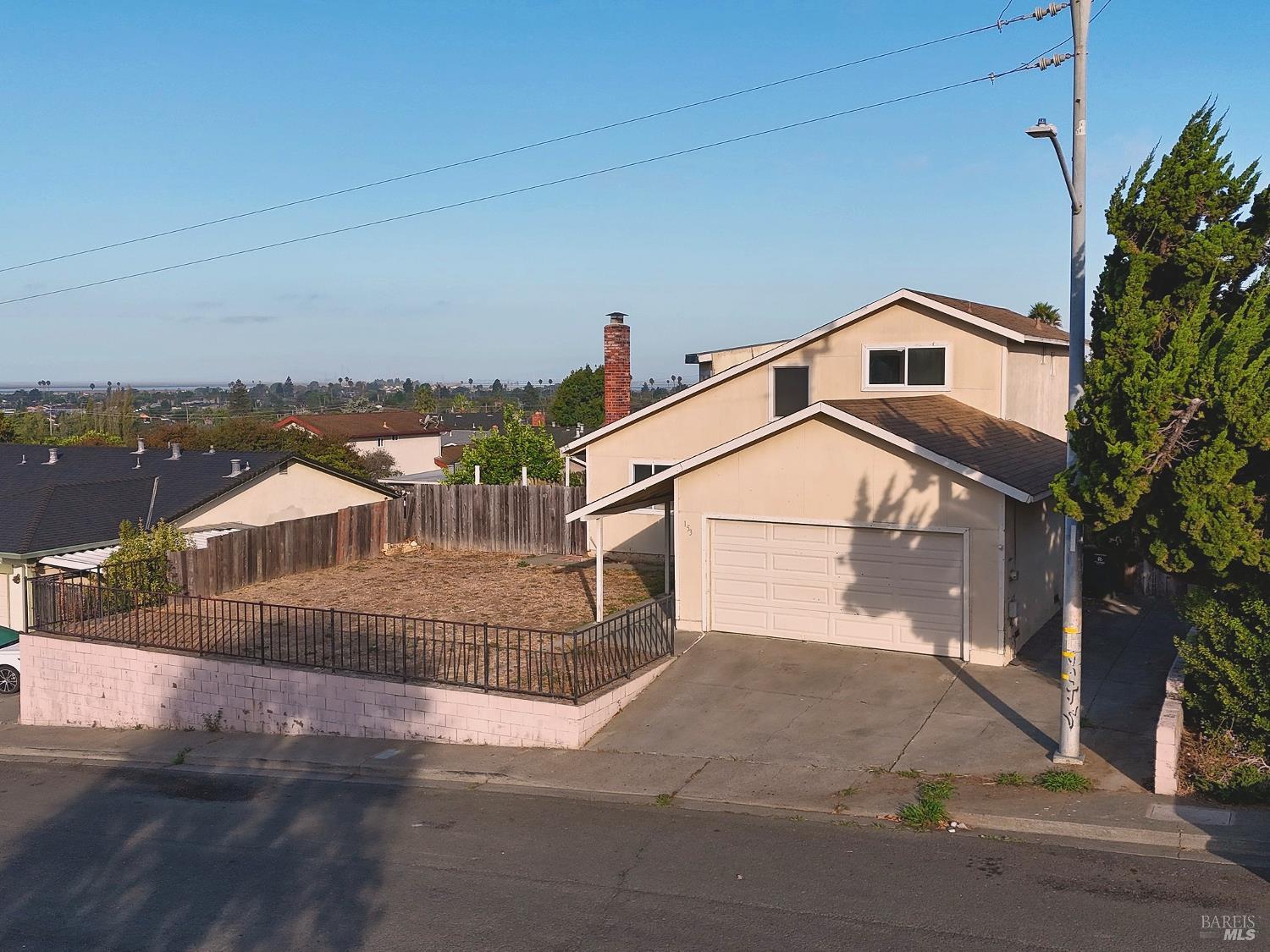 153 Dartmouth Avenue Vallejo CA 94589