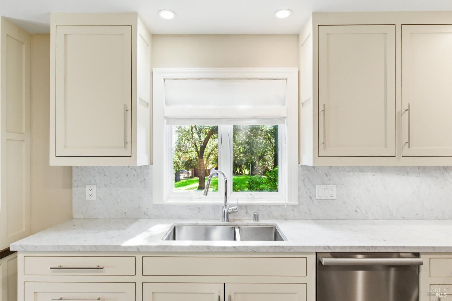 125 White Cottage Road N Angwin CA 94508