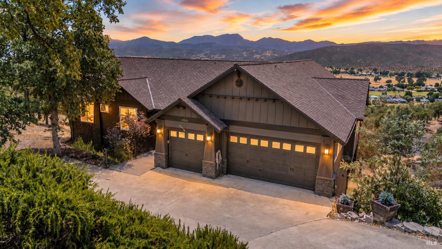 17535 Meadow View Drive Hidden Valley Lake CA 95467