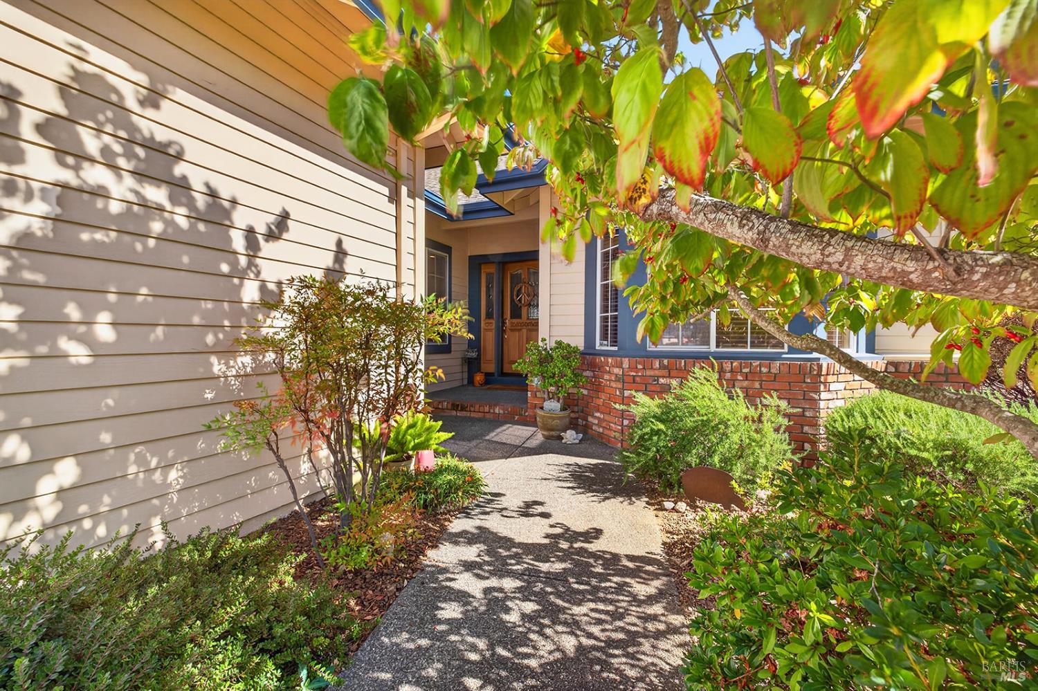153 White Oak Drive Santa Rosa CA 95409