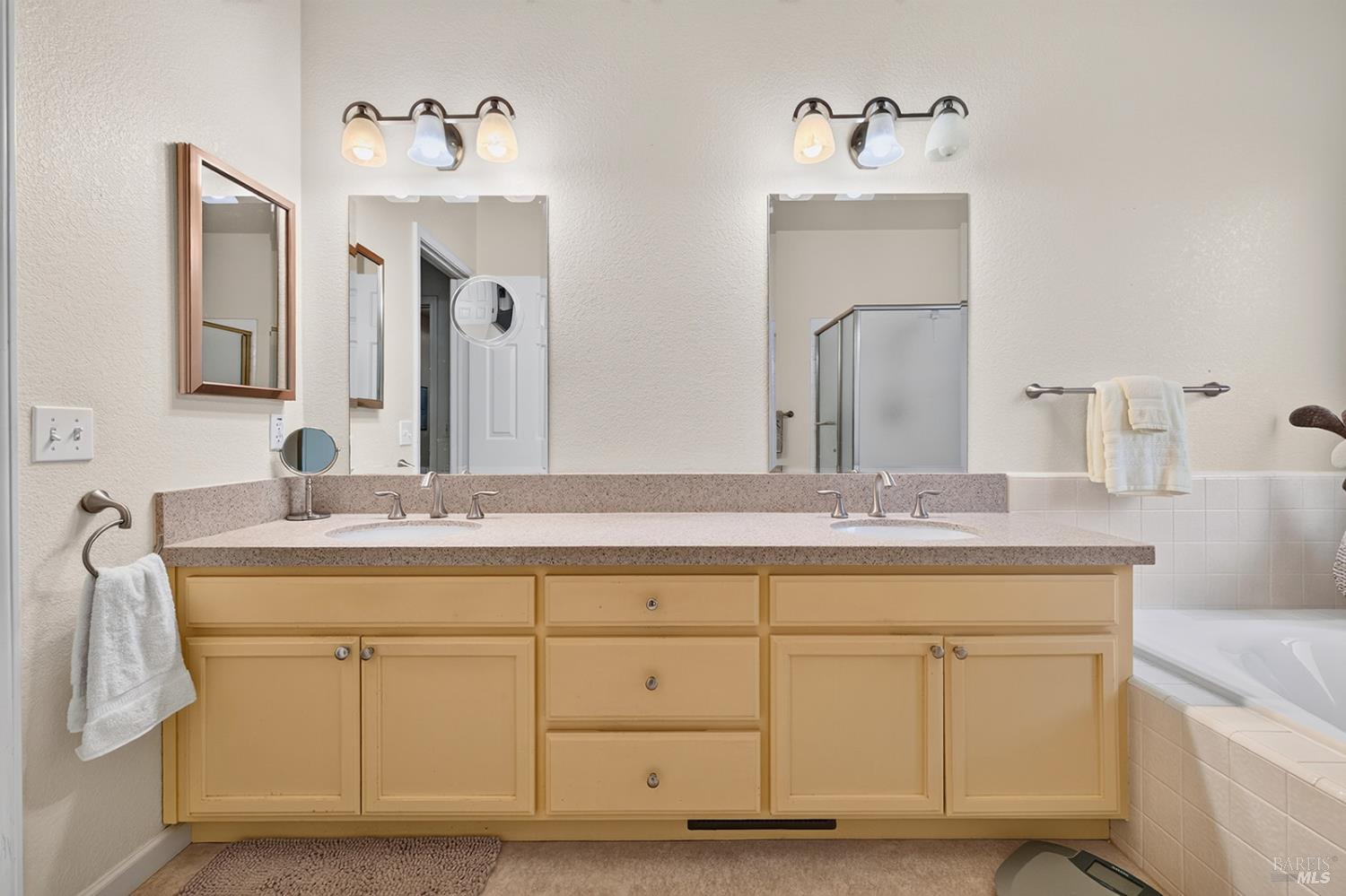 153 White Oak Drive Santa Rosa CA 95409