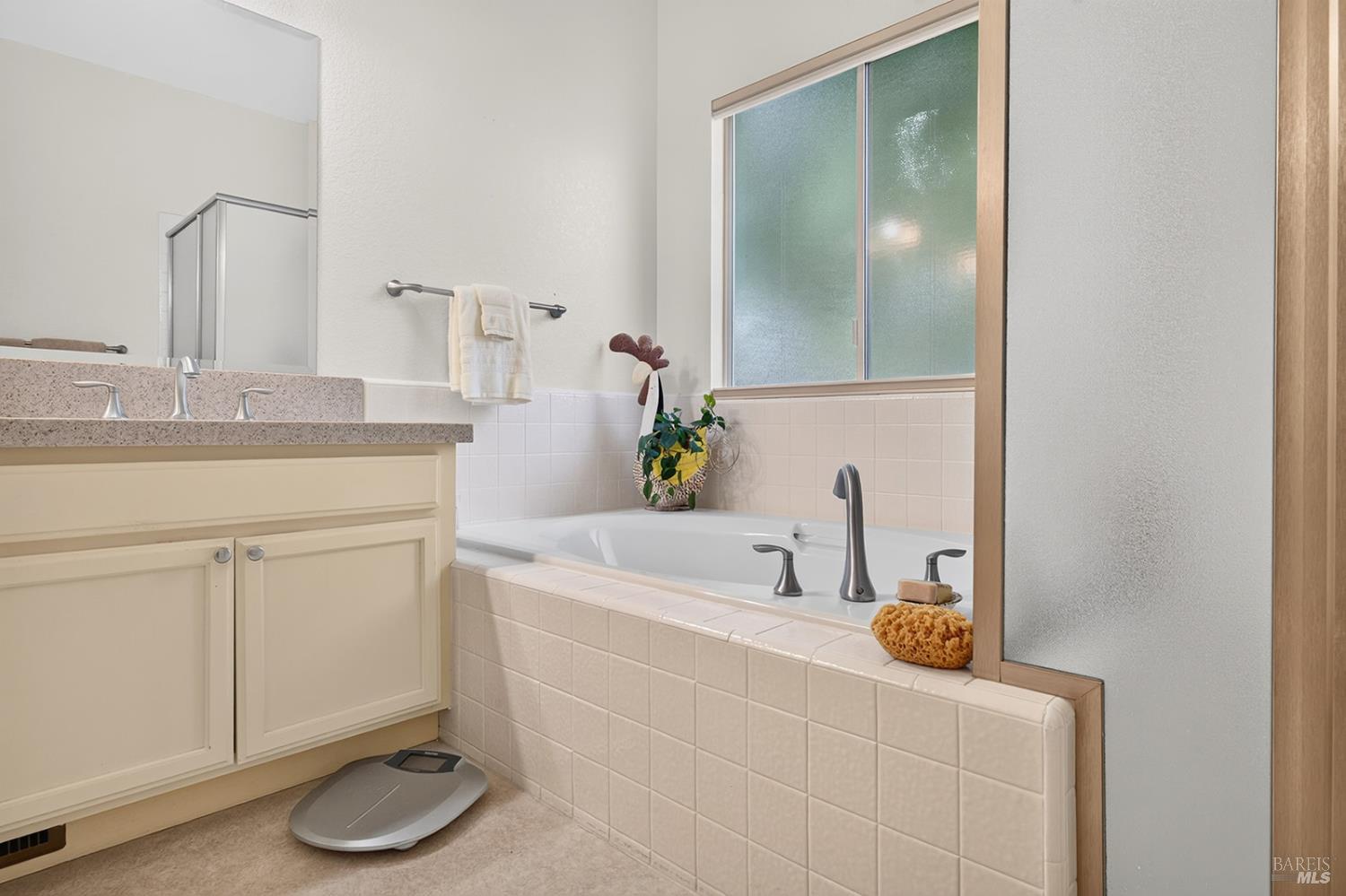 153 White Oak Drive Santa Rosa CA 95409