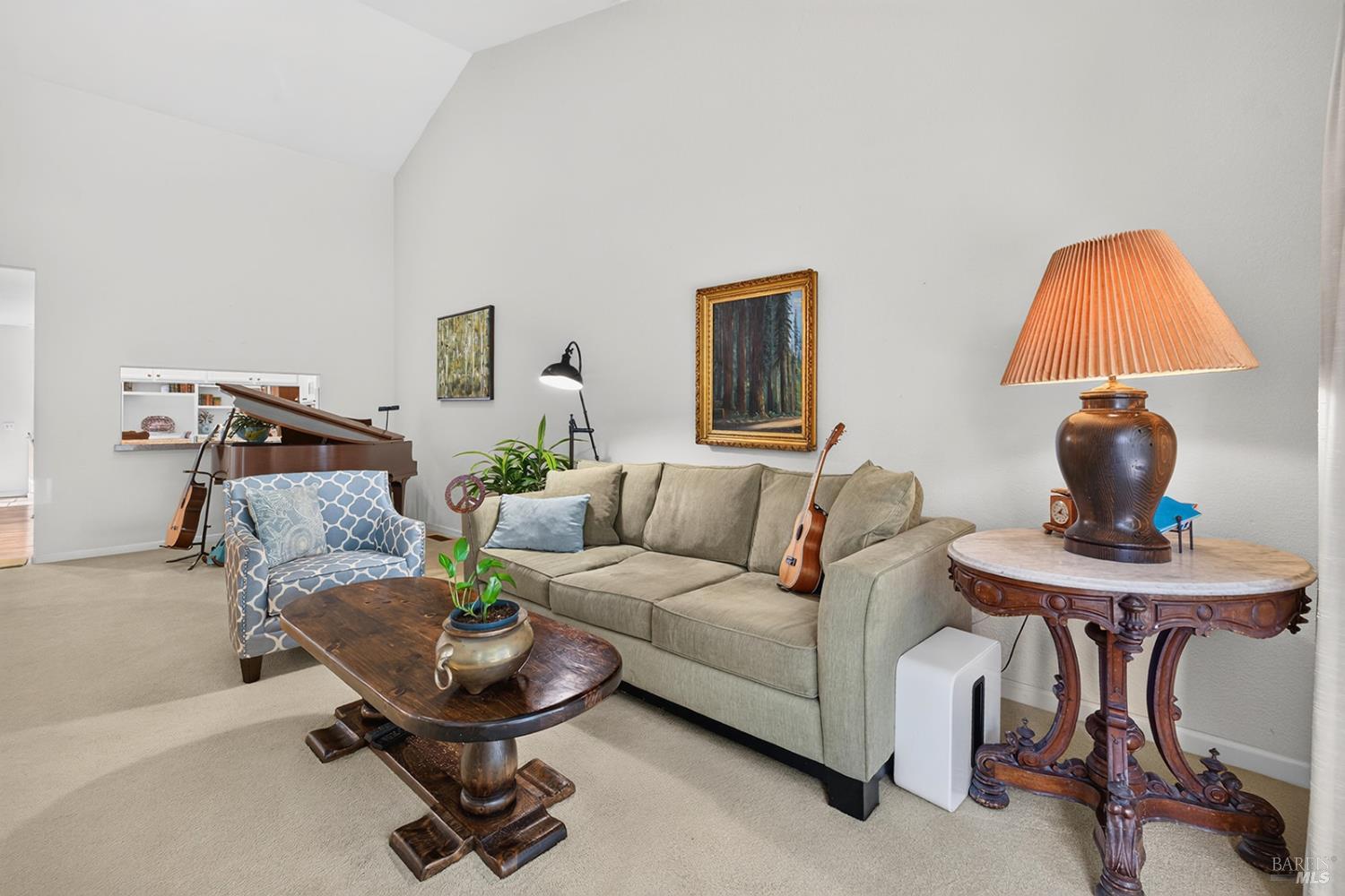 153 White Oak Drive Santa Rosa CA 95409